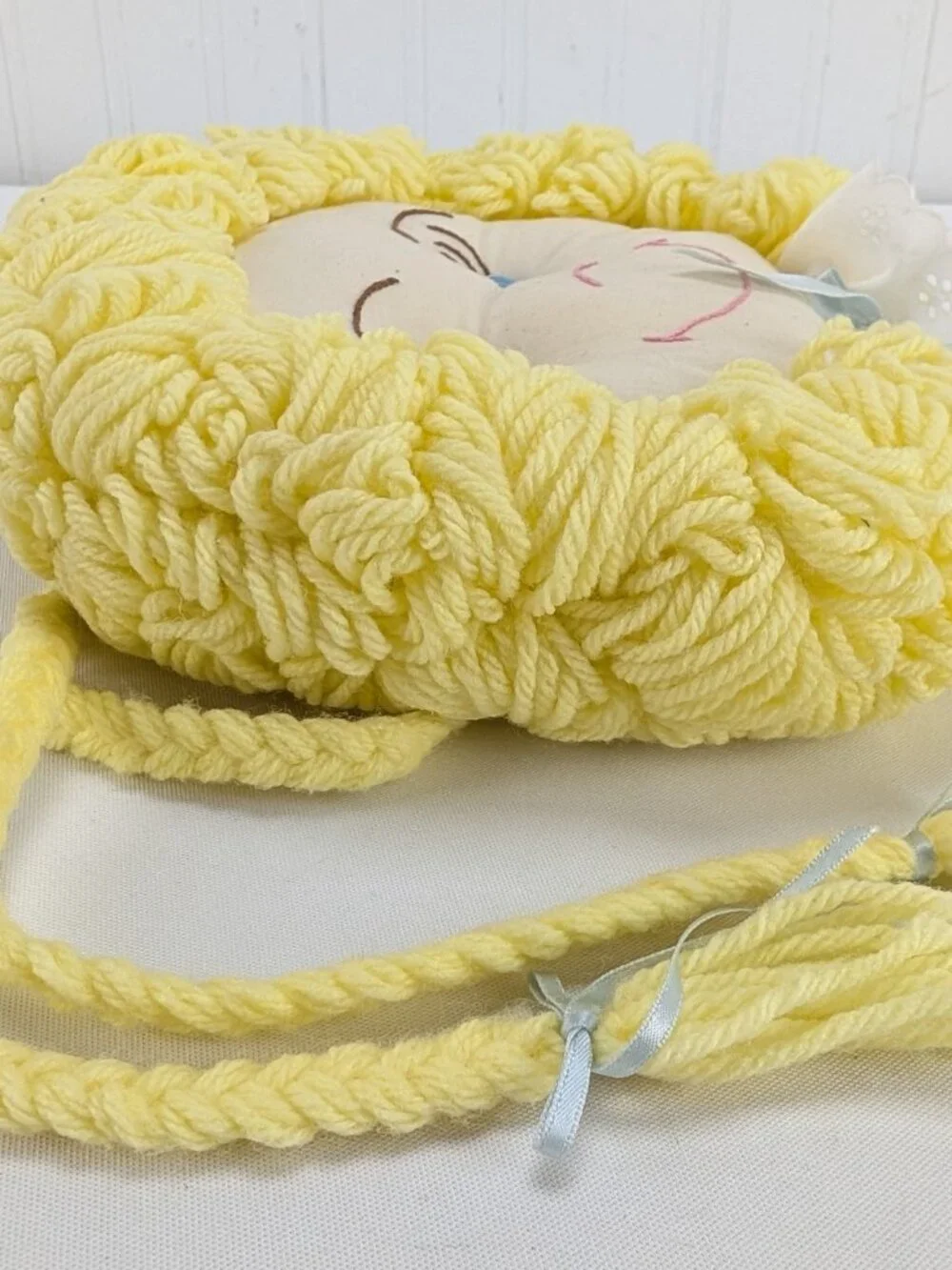 Vintage Handmade Cloth Yarn Bow & Barrette Holder Blonde Blue Eyes Hanging